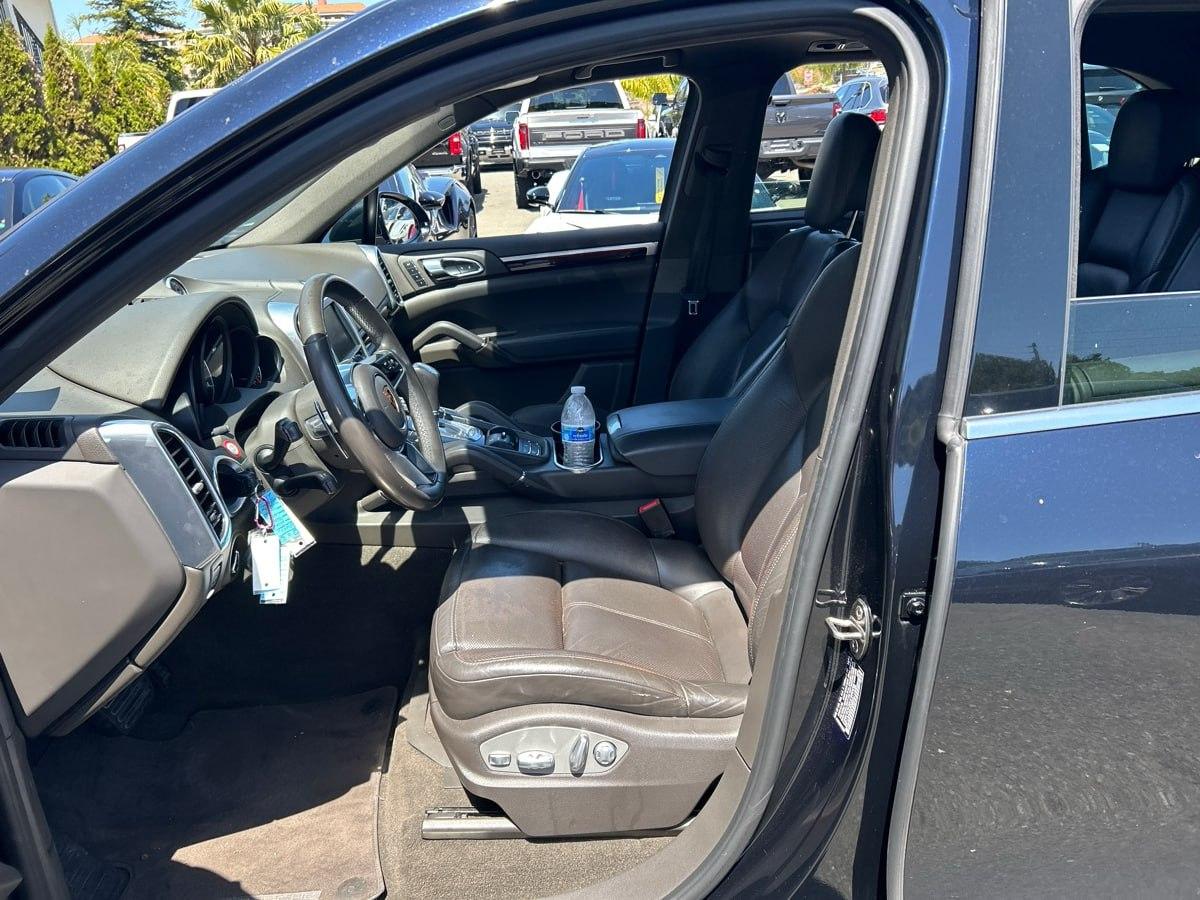 Porsche Cayenne  2016