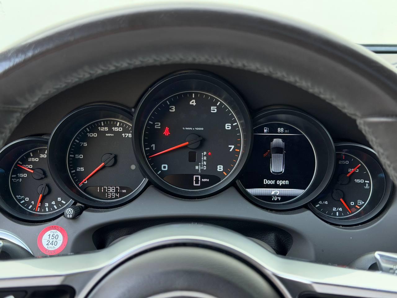 Porsche Cayenne  2016