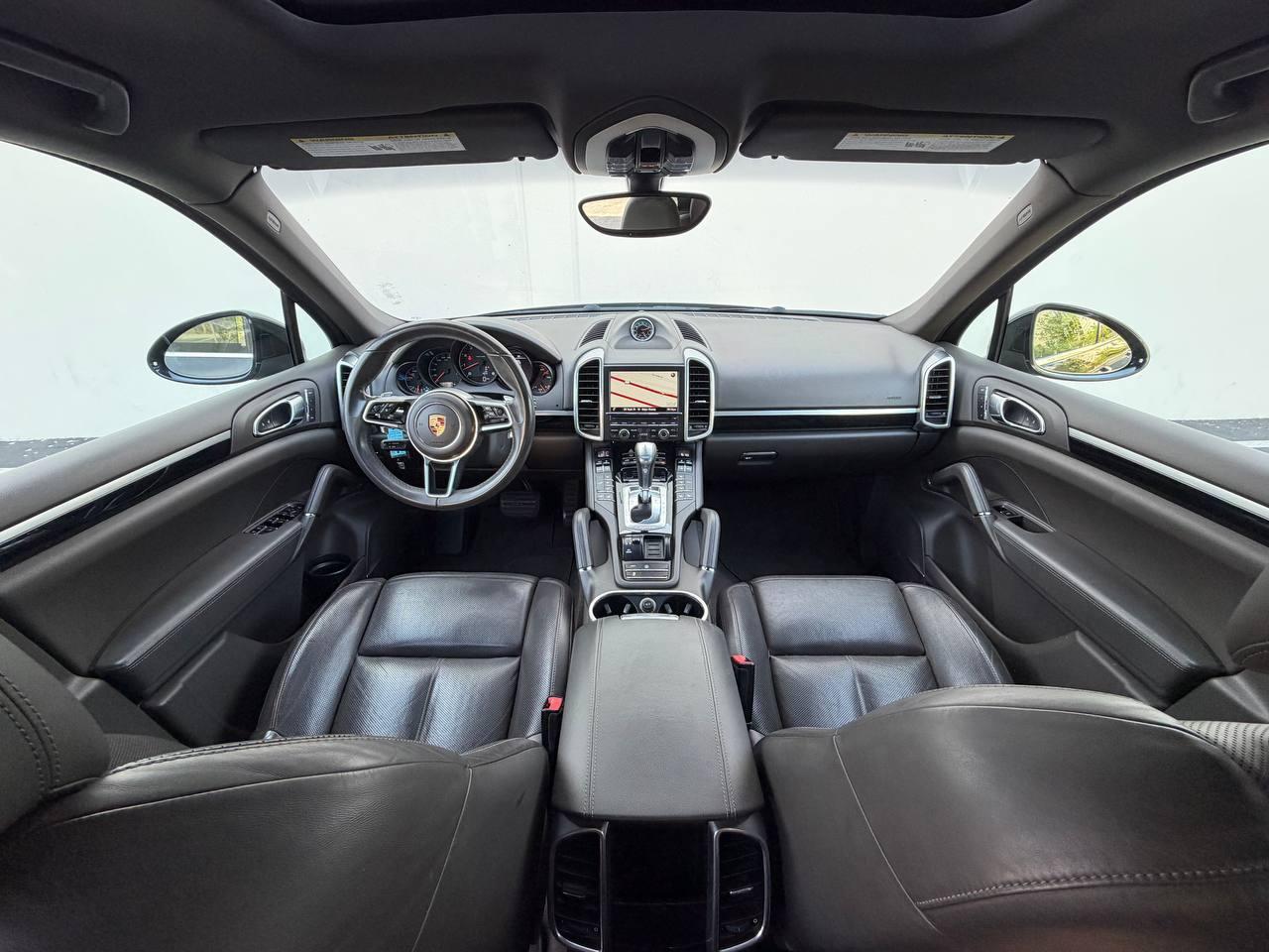 Porsche Cayenne  2016