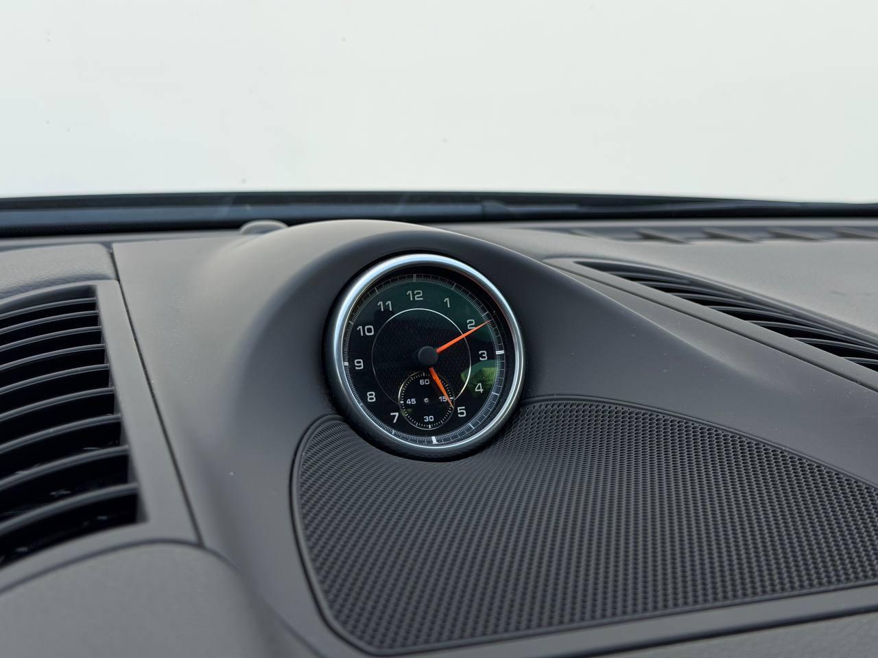 Porsche Cayenne  2016
