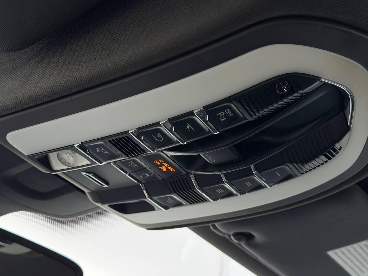 Porsche Cayenne  2016