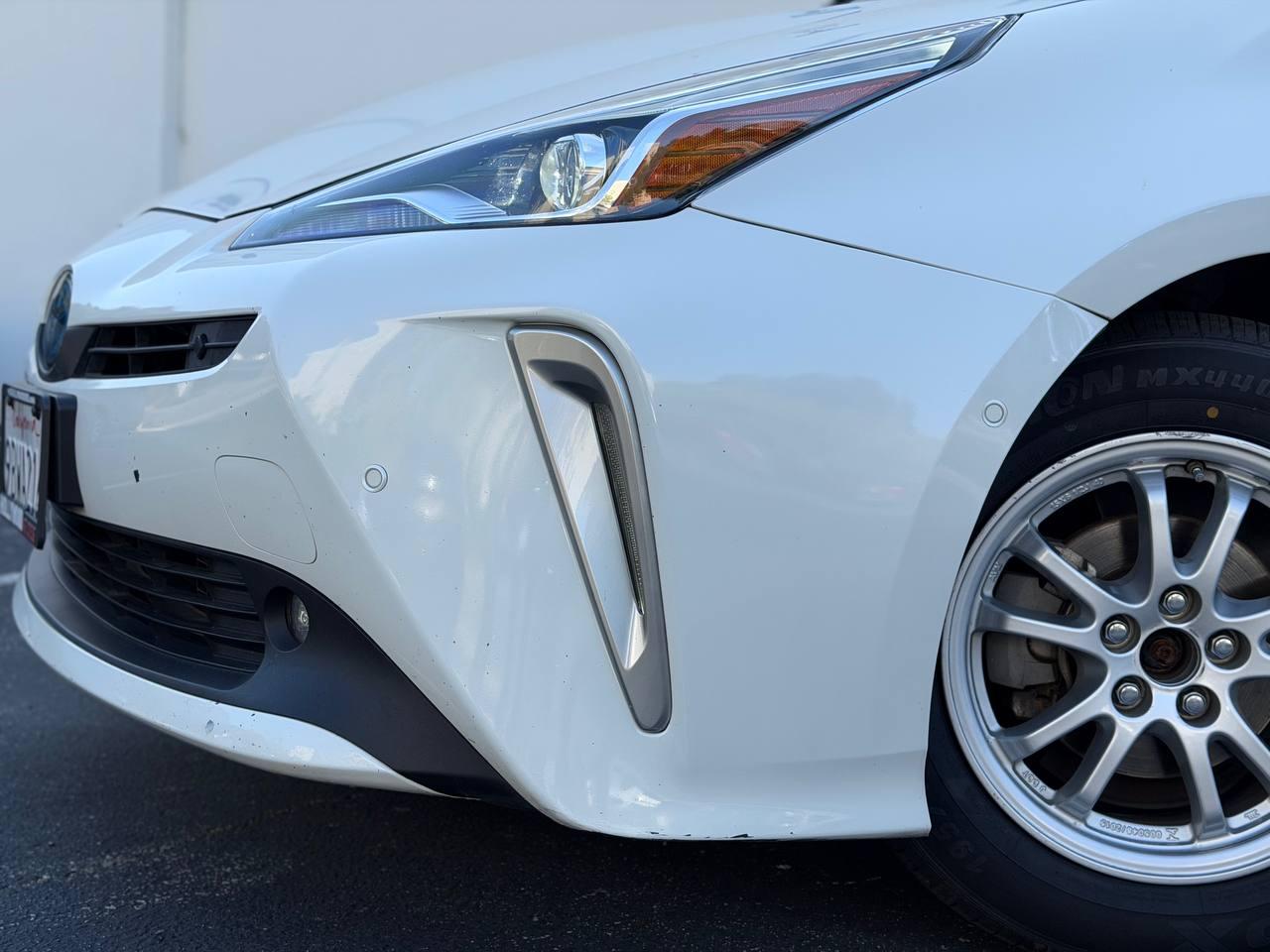 Toyota Prius XLE AWD-e 2019