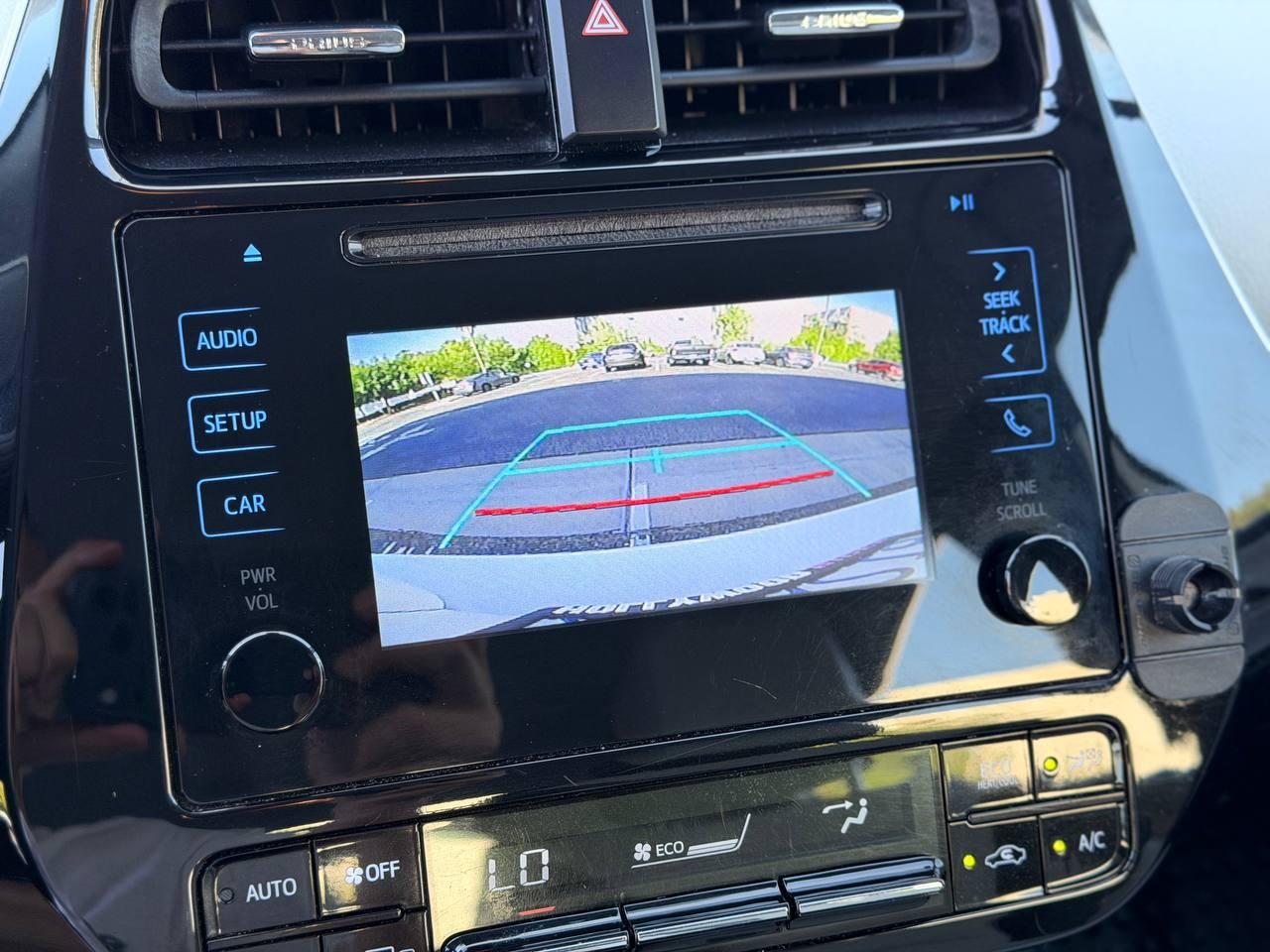 Toyota Prius XLE AWD-e 2019