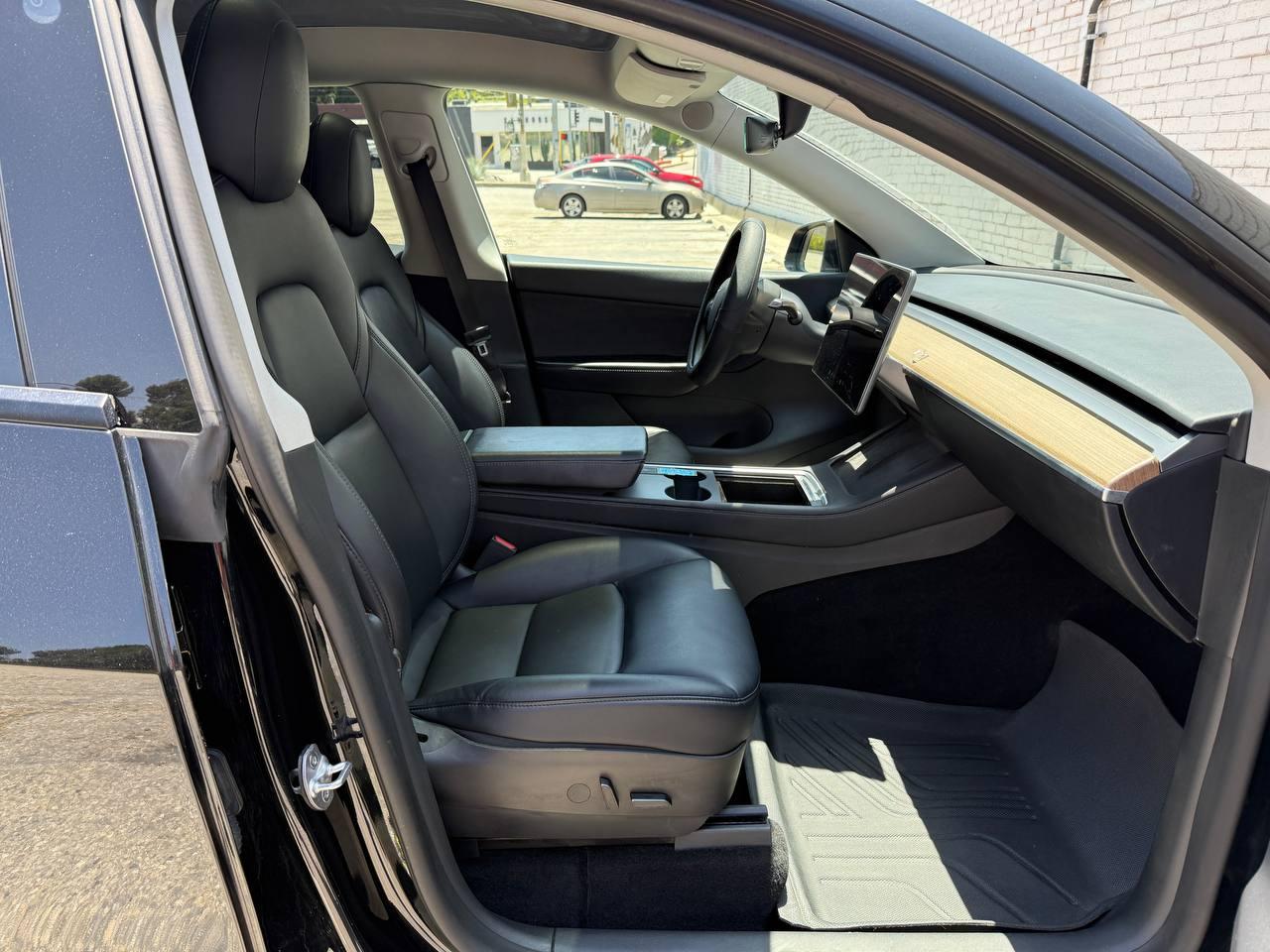 Tesla Model Y Long Range 2022