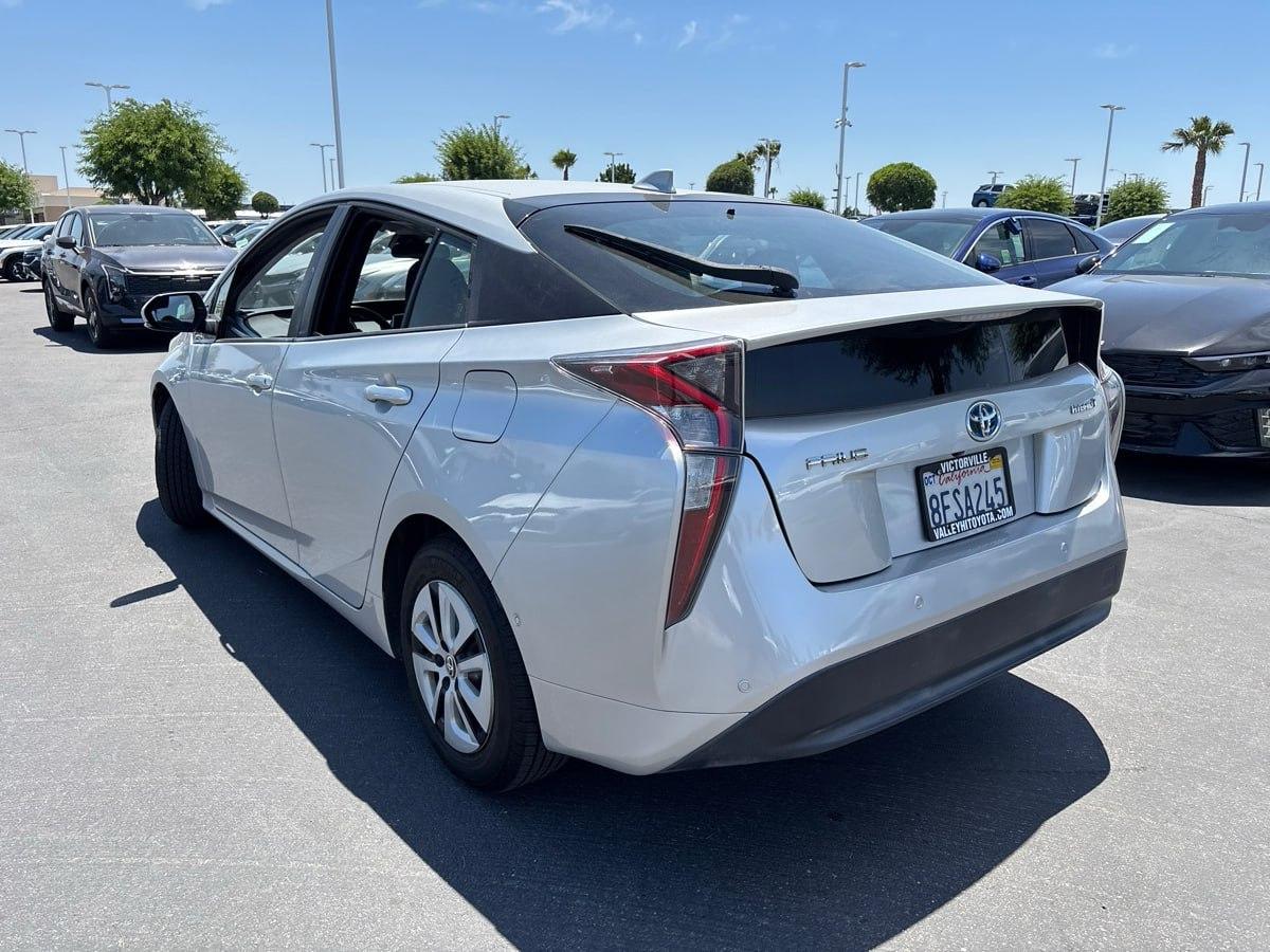 Toyota Prius Two 2018