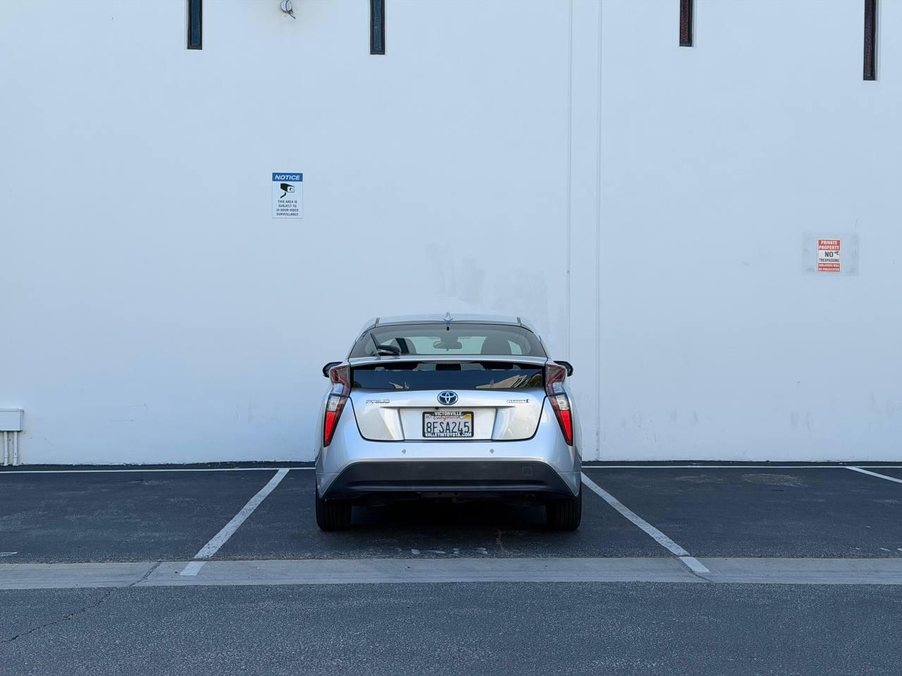 Toyota Prius Two 2018