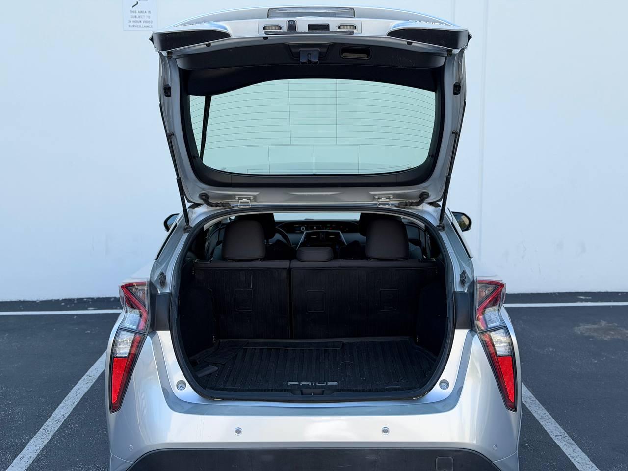 Toyota Prius Two 2018