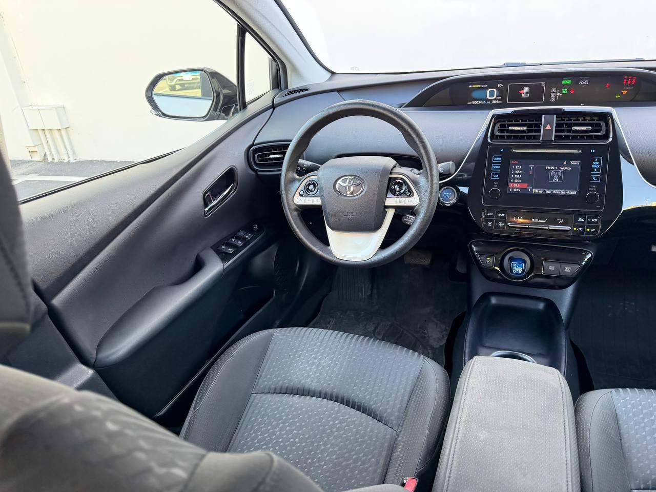 Toyota Prius Two 2018