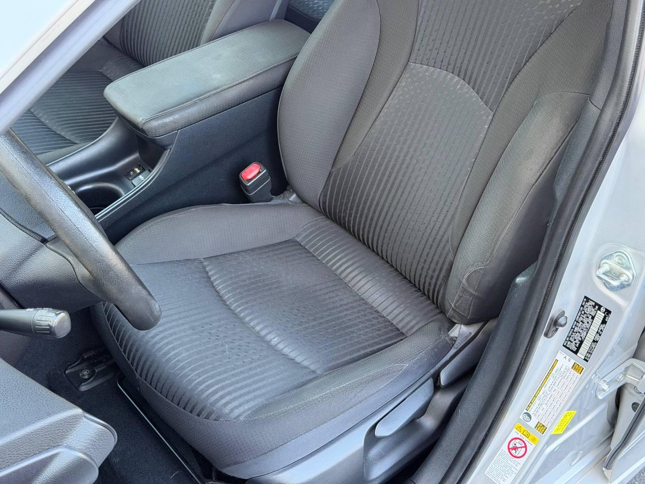 Toyota Prius Two 2018