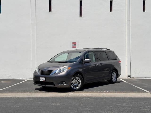 2011 Toyota Sienna XLE 8-Passenger