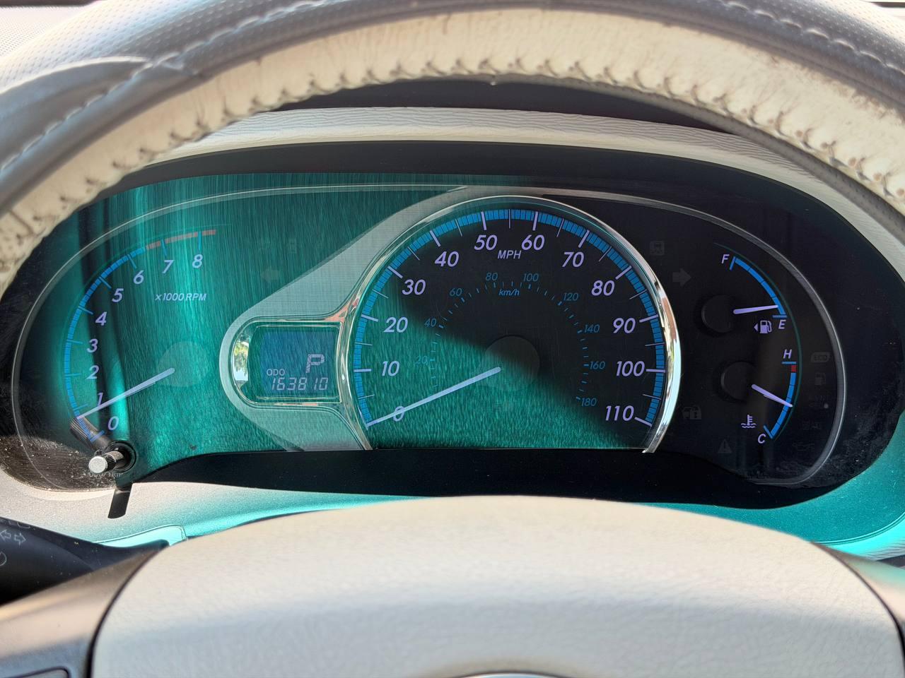 Toyota Sienna XLE 8-Passenger 2011