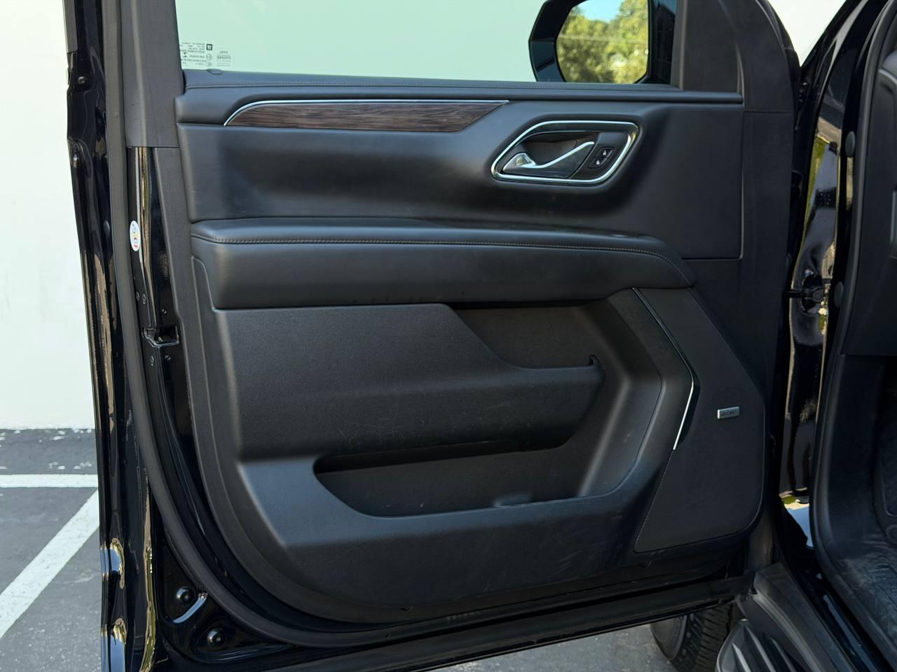 Chevrolet Suburban LT 2WD 2023