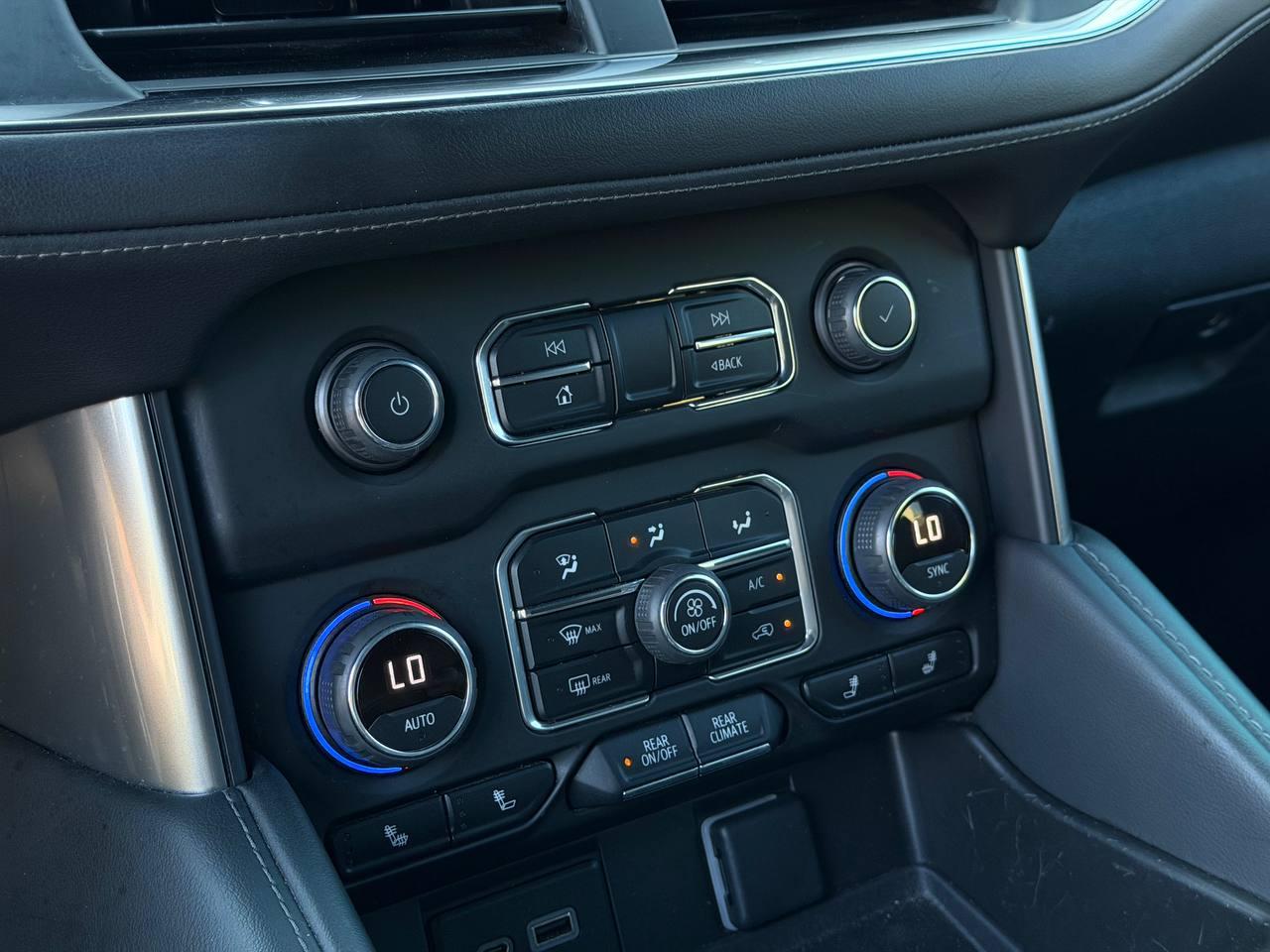 Chevrolet Suburban LT 2WD 2023