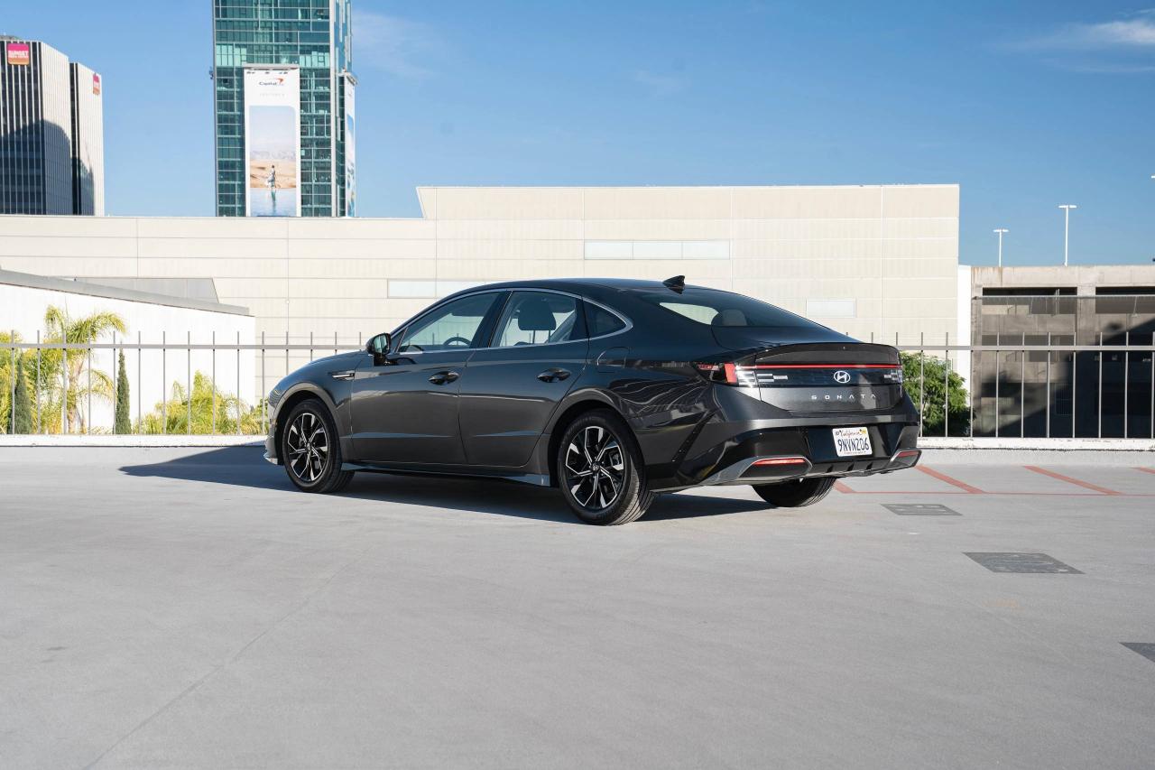 Hyundai Sonata SEL 2024