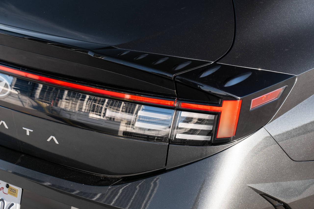 Hyundai Sonata SEL 2024