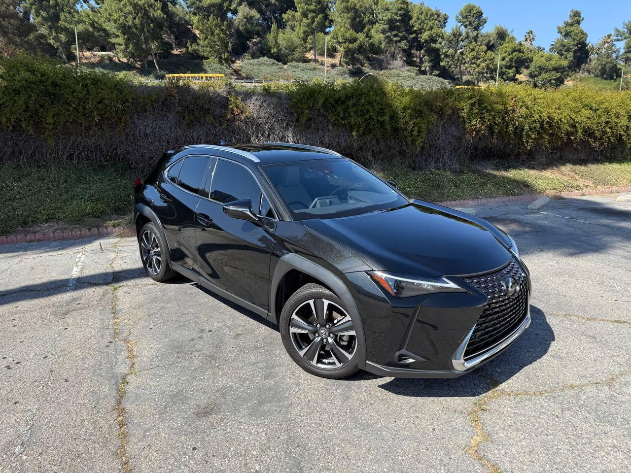 Lexus UX 250h  2023
