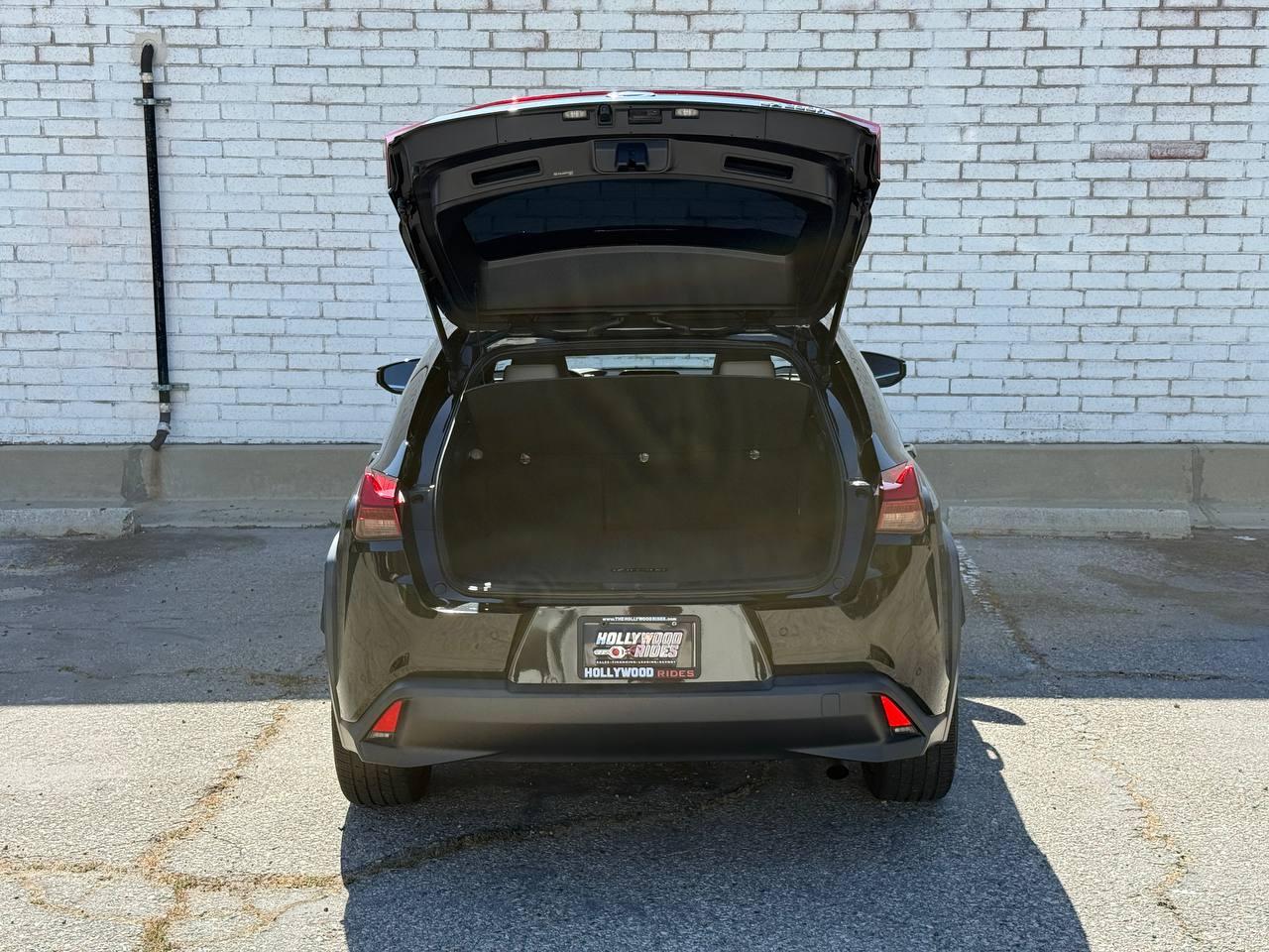 Lexus UX 250h  2023