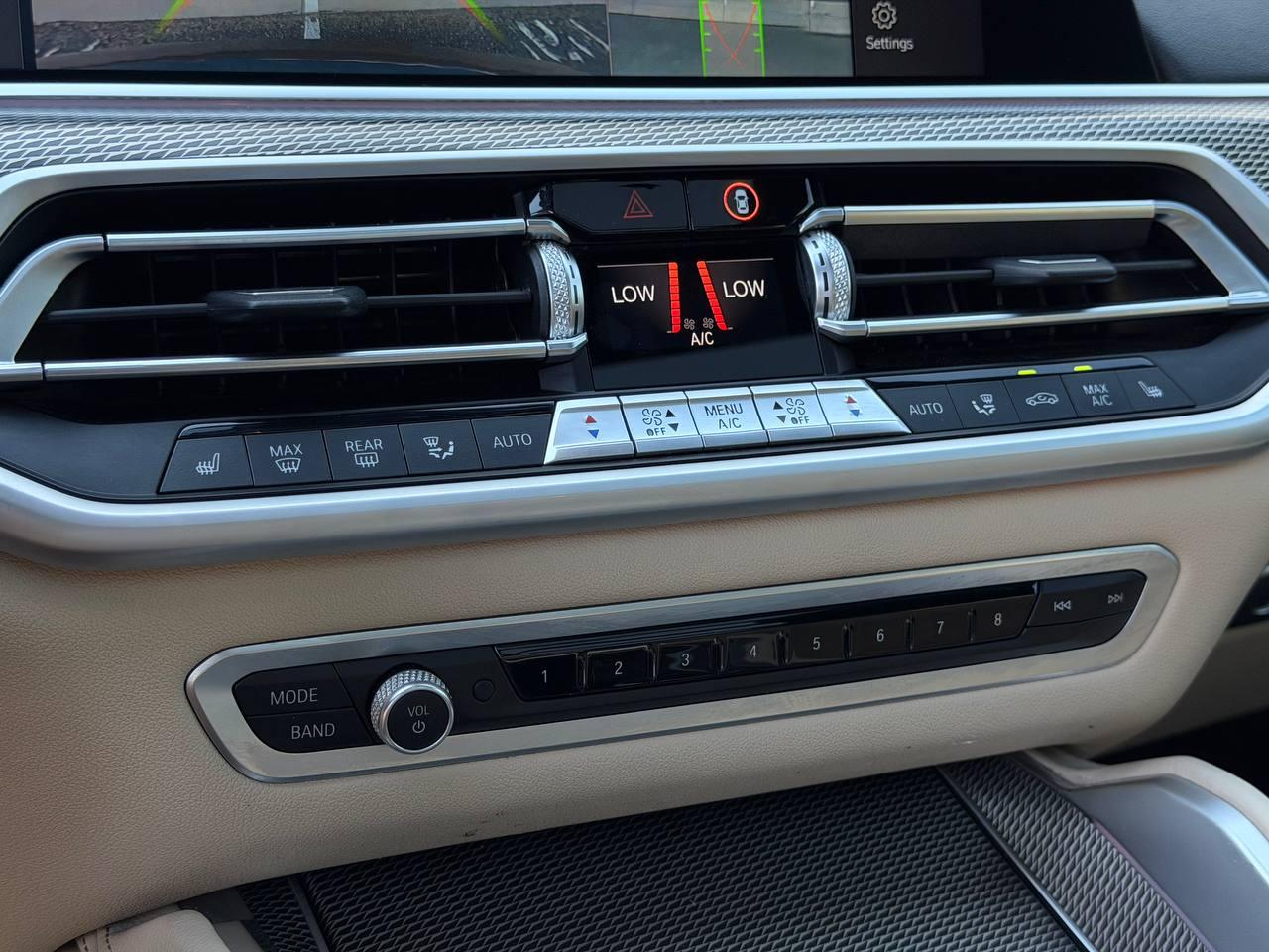 BMW X6  2021