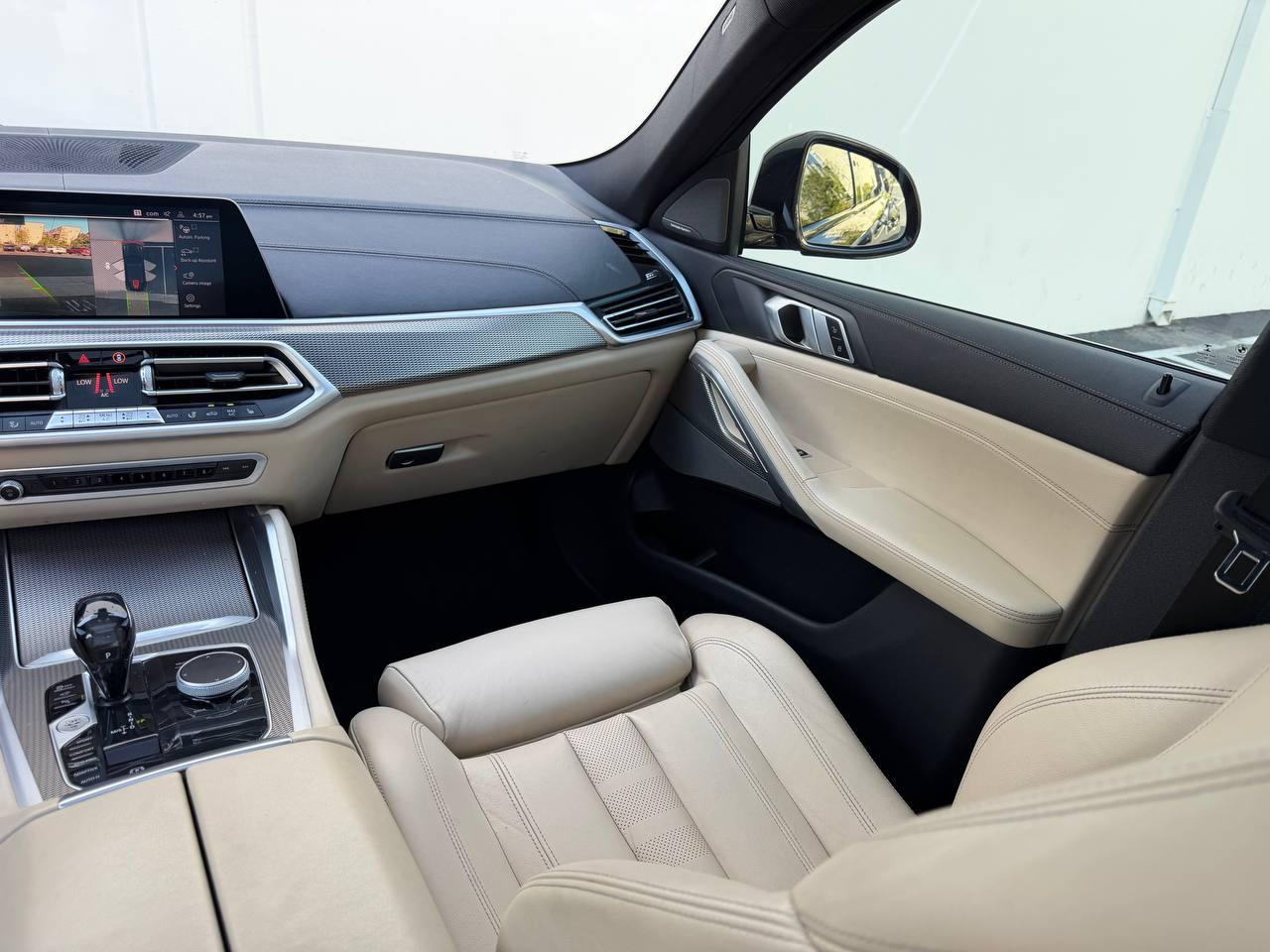 BMW X6  2021