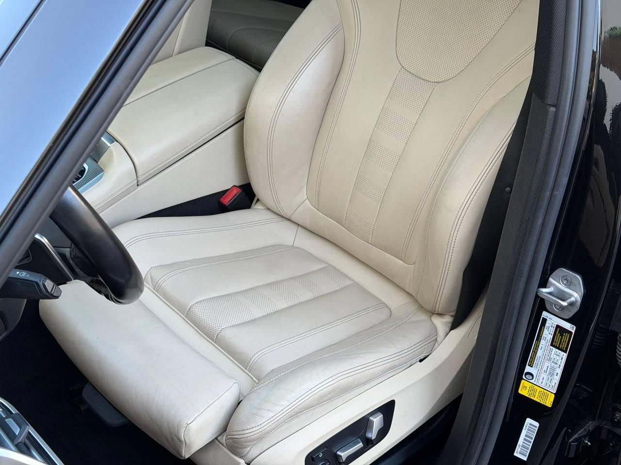 BMW X6  2021