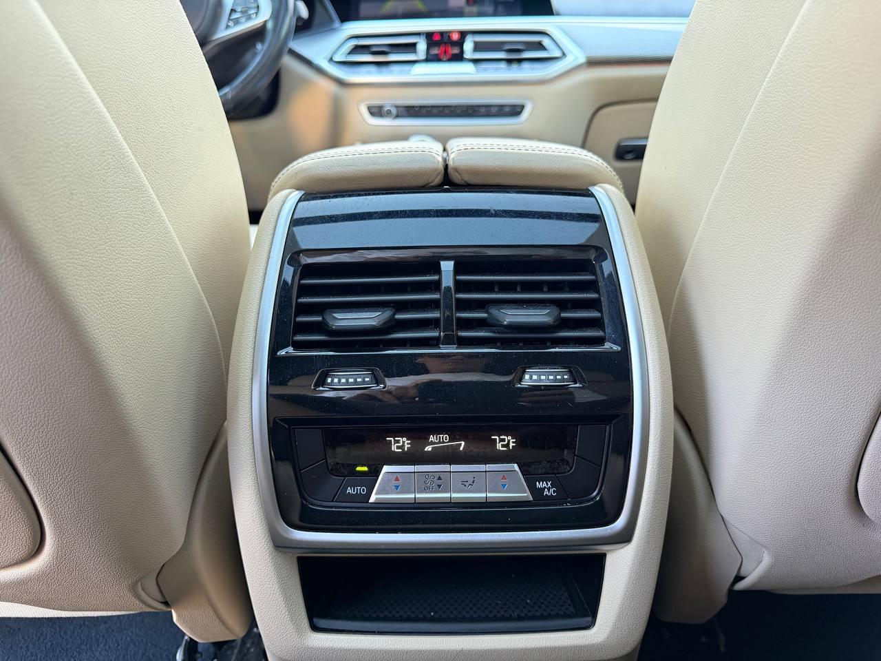 BMW X6  2021