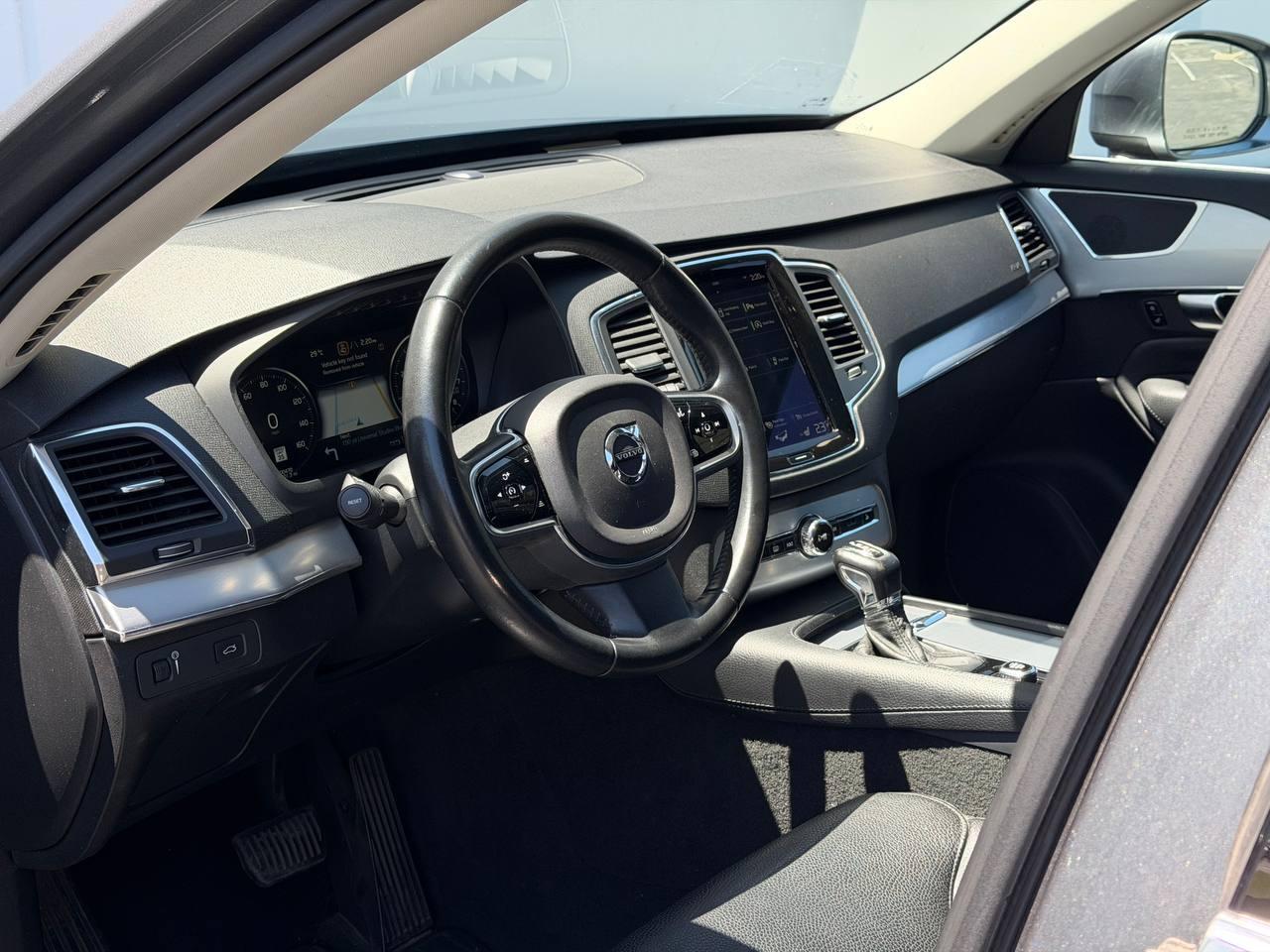 Volvo XC90 T6 Momentum AWD 2018