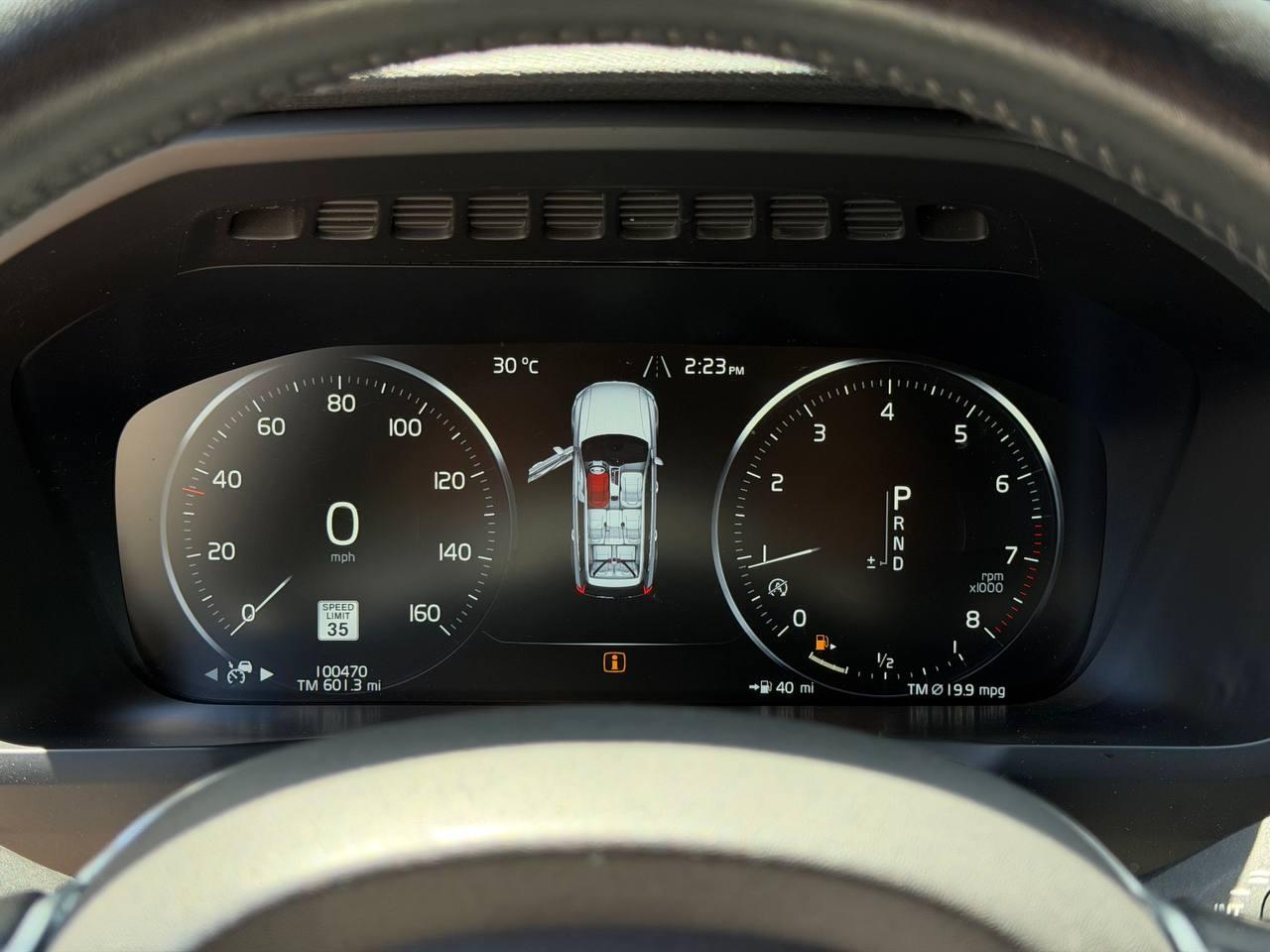 Volvo XC90 T6 Momentum AWD 2018