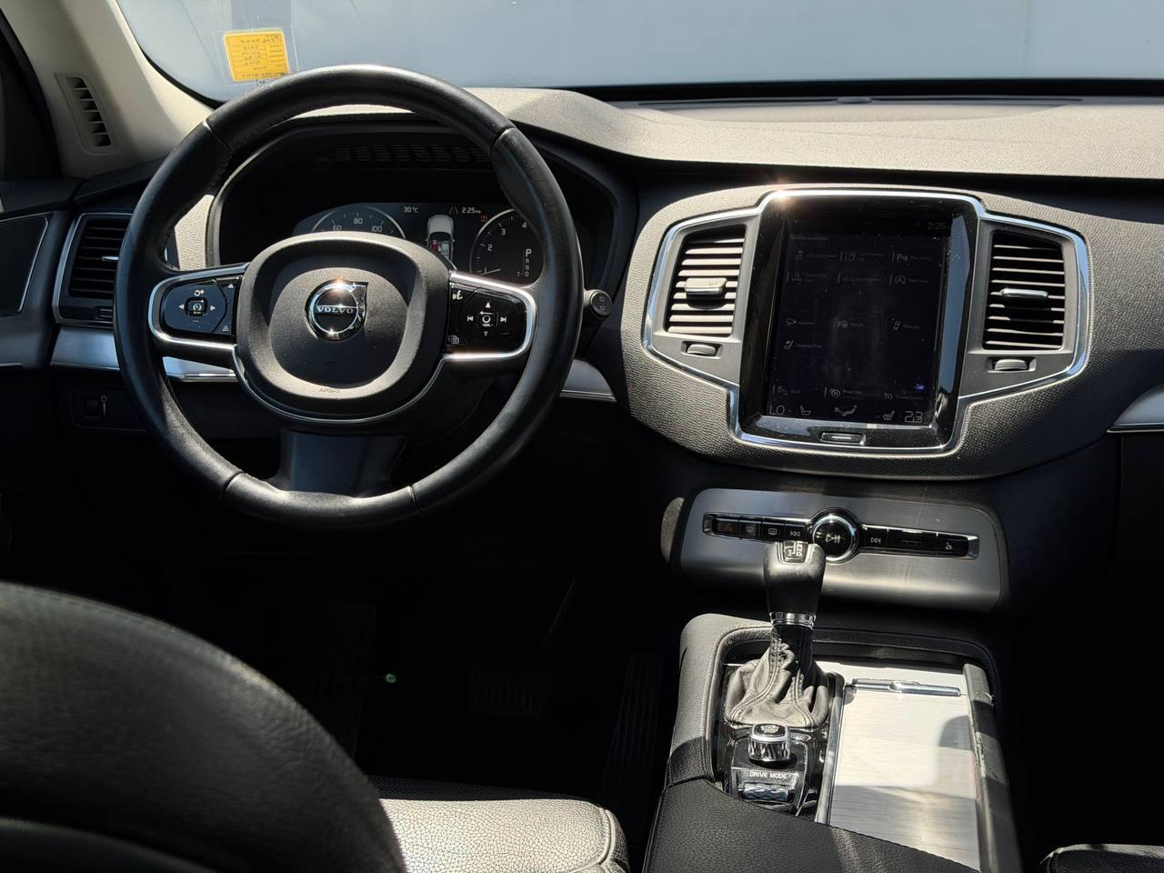 Volvo XC90 T6 Momentum AWD 2018