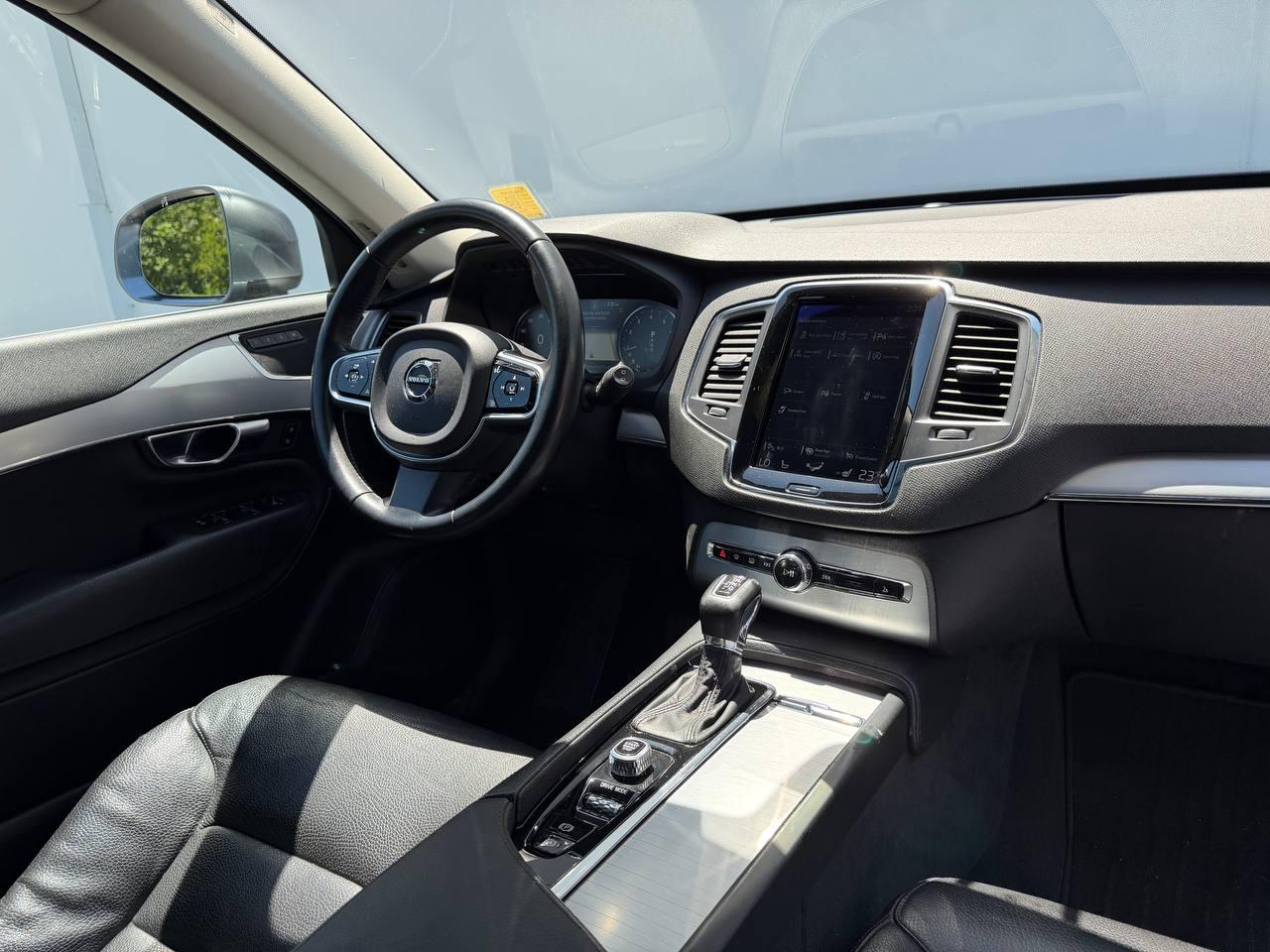 Volvo XC90 T6 Momentum AWD 2018