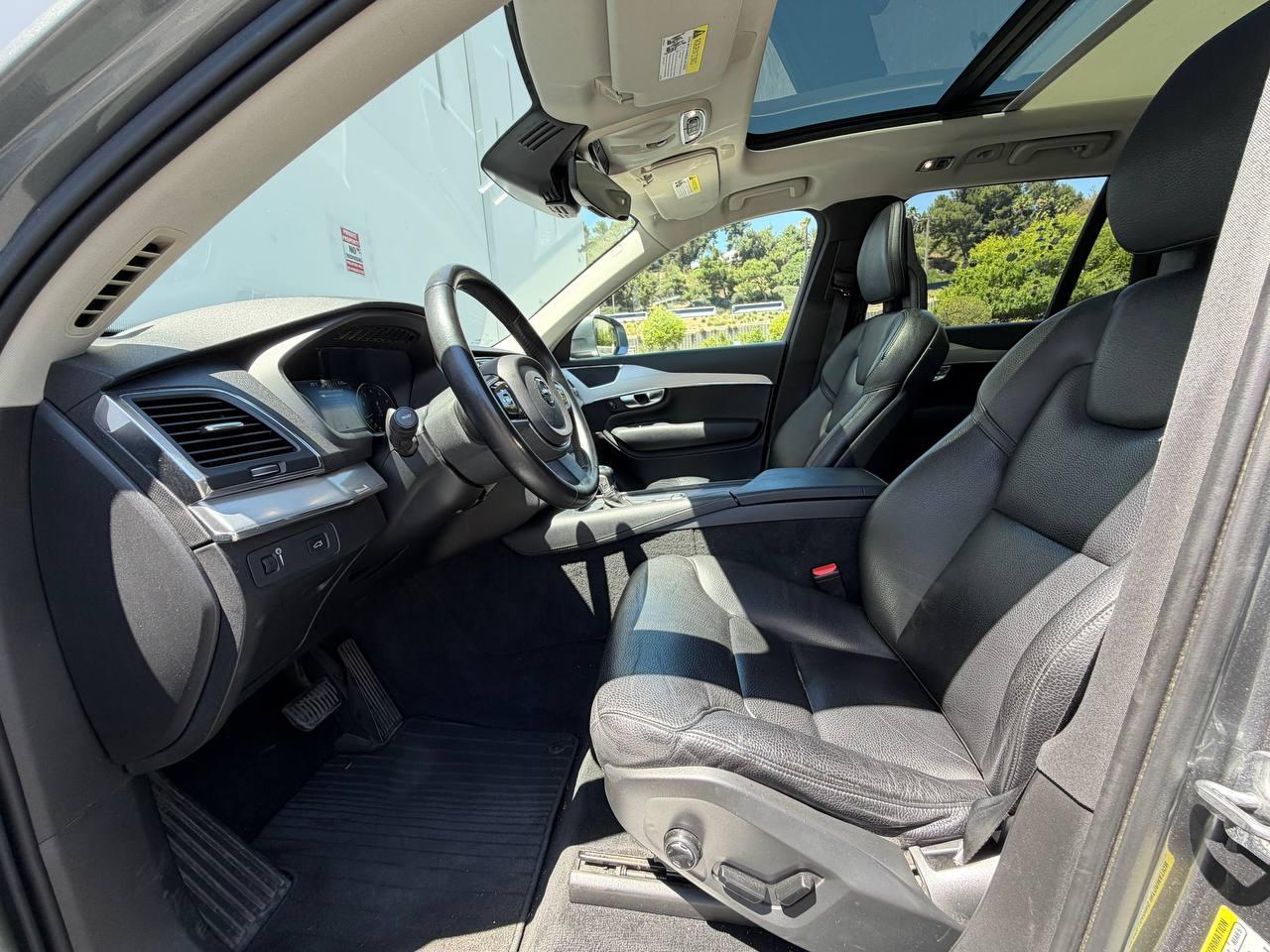 Volvo XC90 T6 Momentum AWD 2018