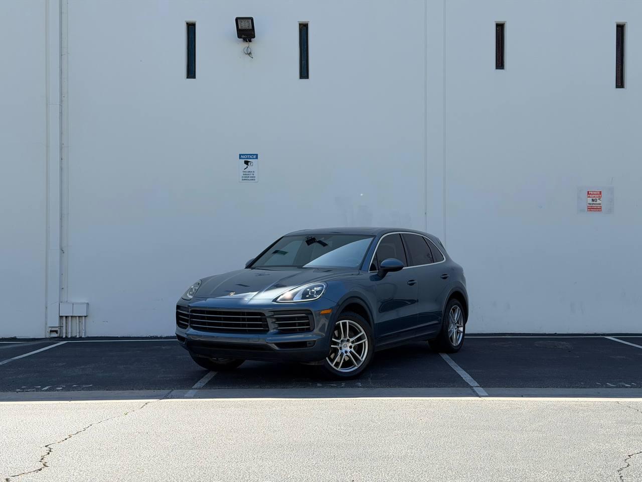 2019 Porsche Cayenne -'s photo