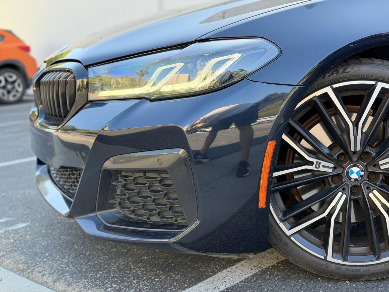 BMW 5-Series  2022