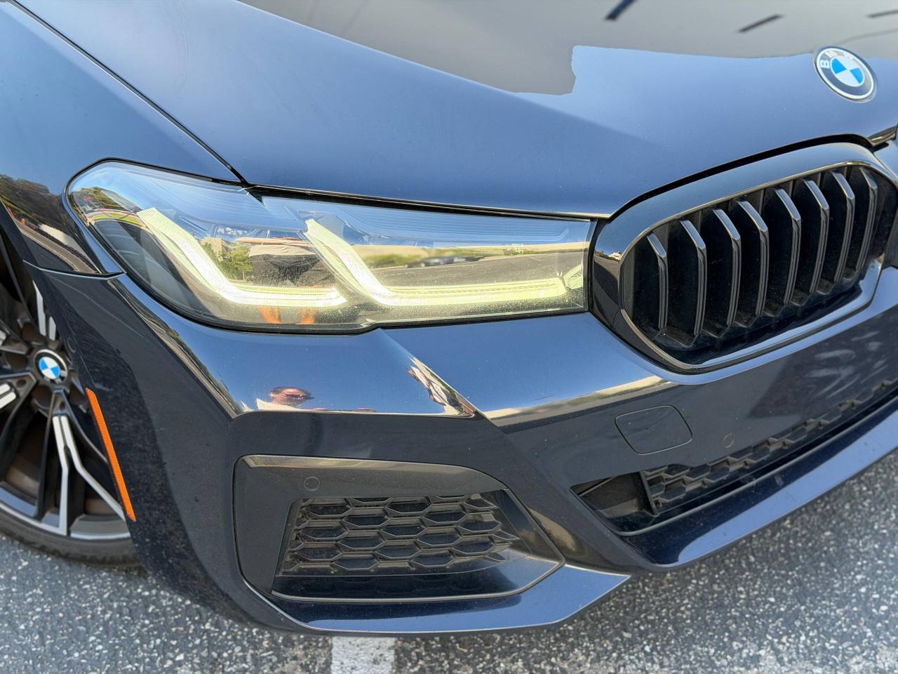 BMW 5-Series  2022