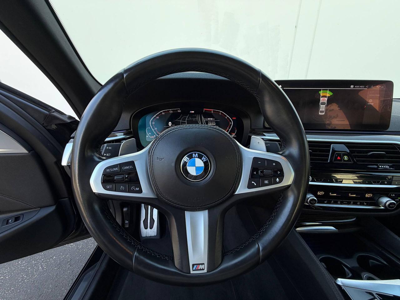 BMW 5-Series  2022