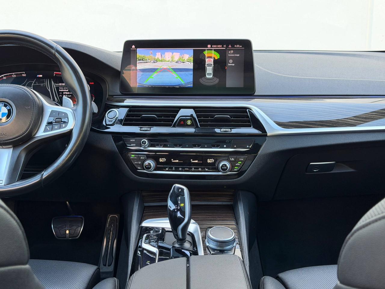 BMW 5-Series  2022