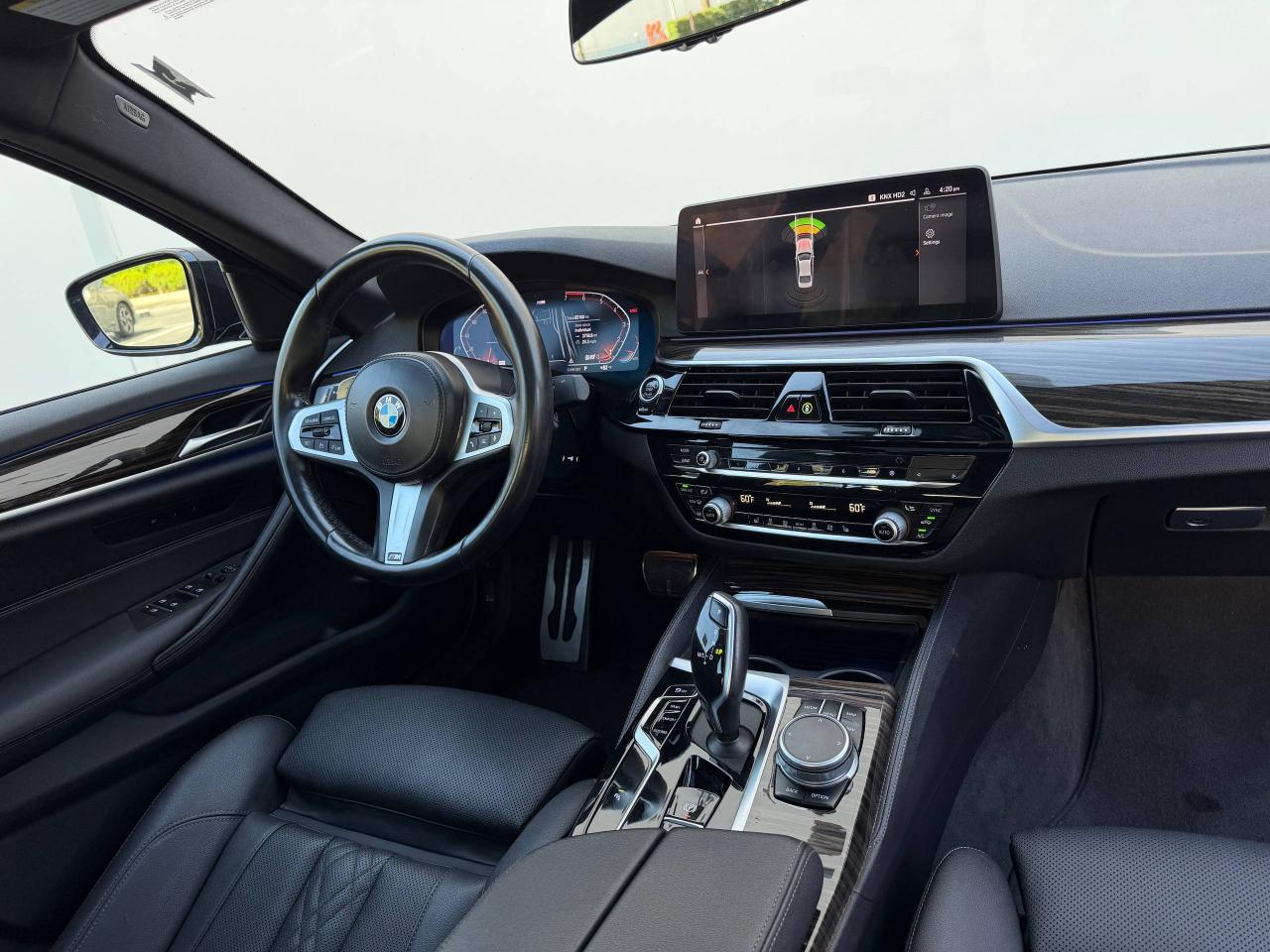 BMW 5-Series  2022