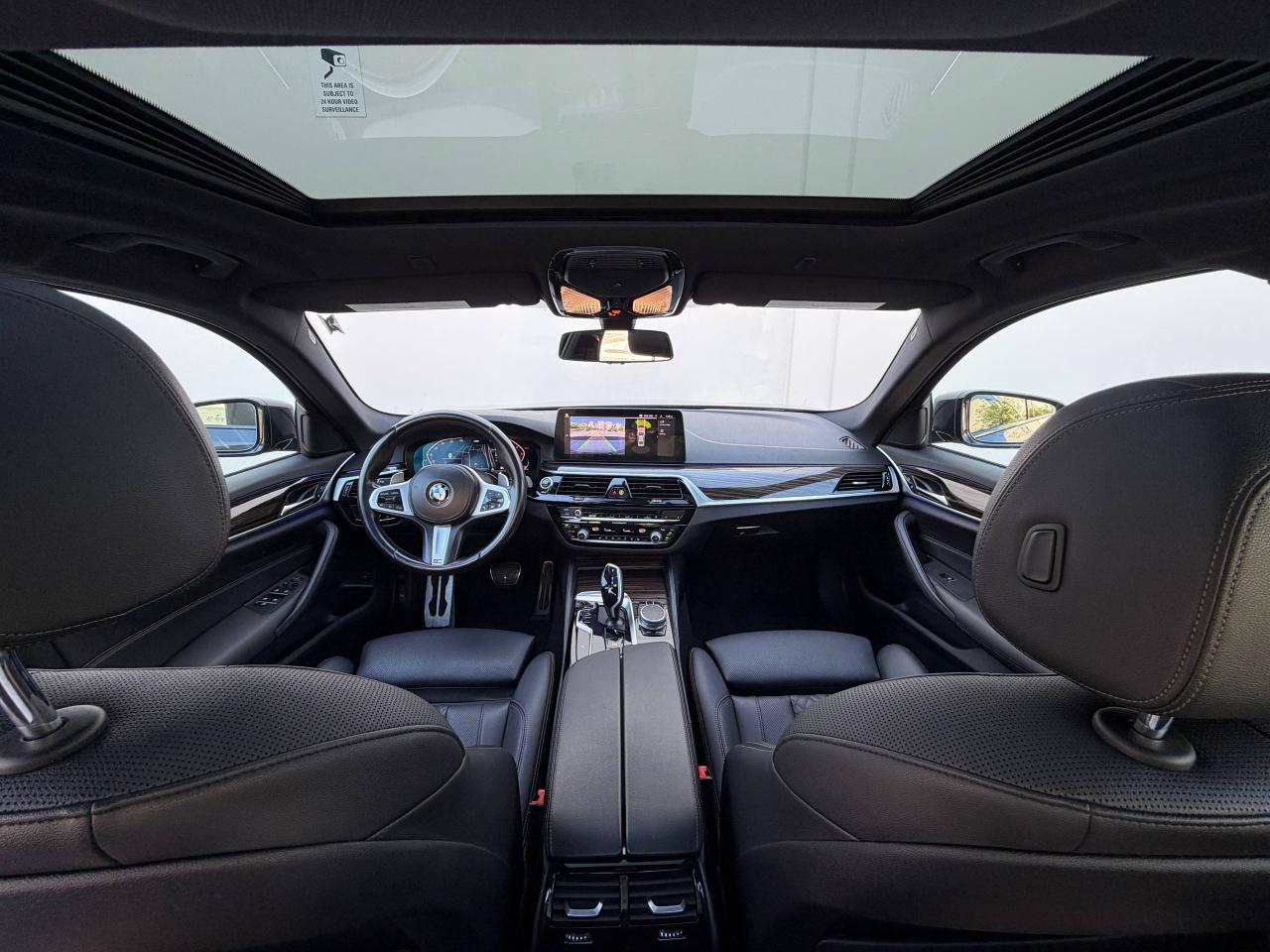 BMW 5-Series  2022