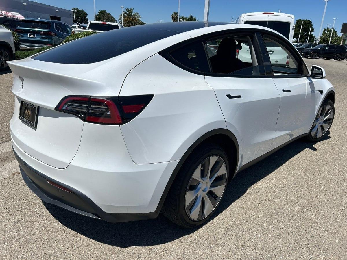 Tesla Model Y Long Range 2023