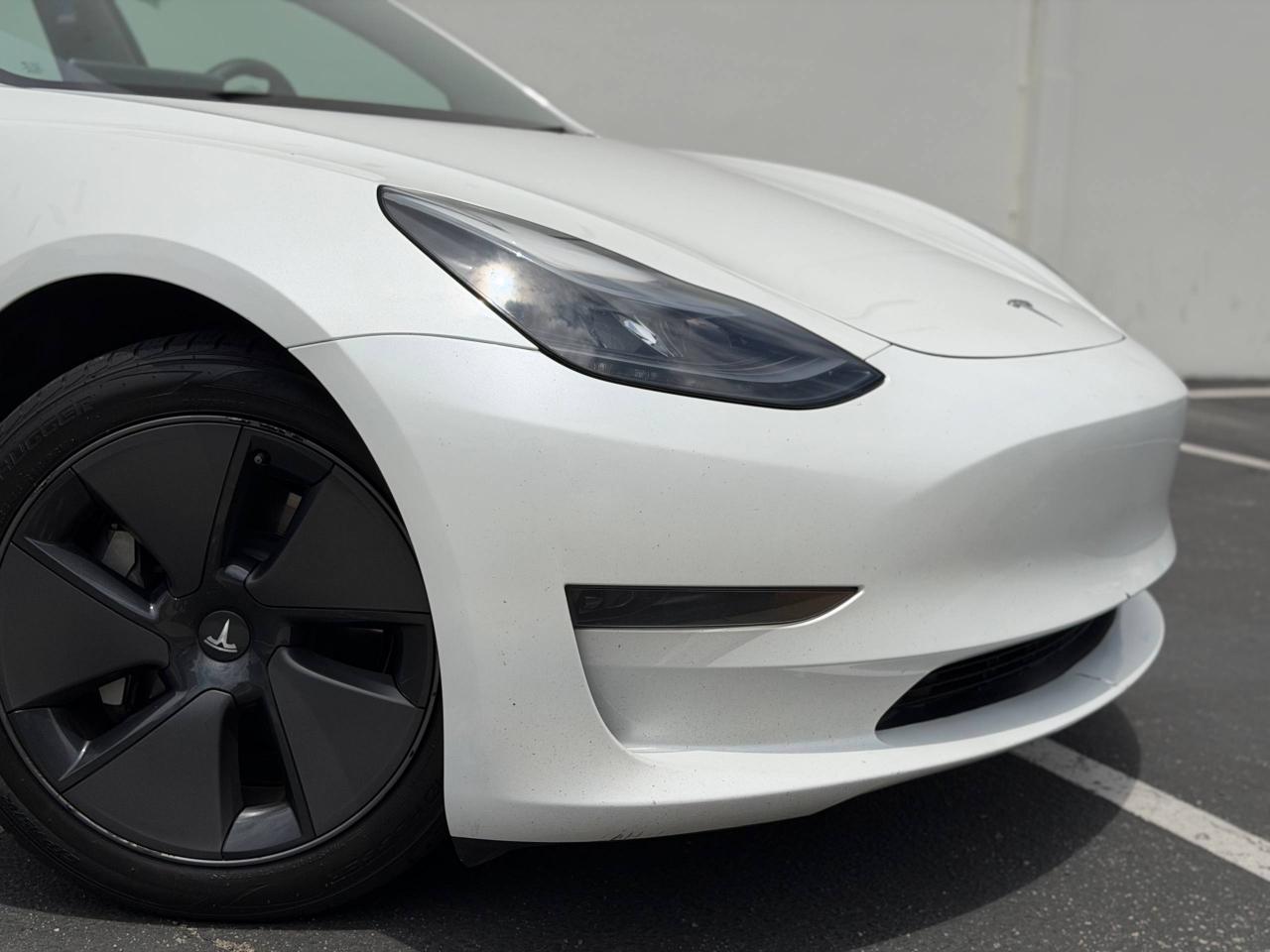 Tesla Model 3  2023