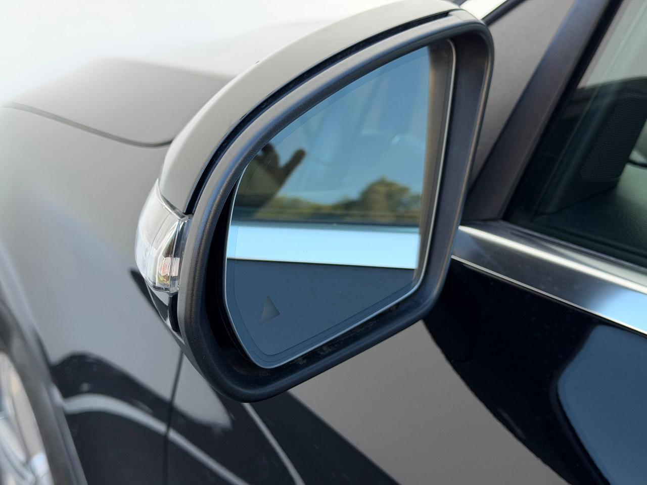 Mercedes-Benz GLC-Class GLC300 2021