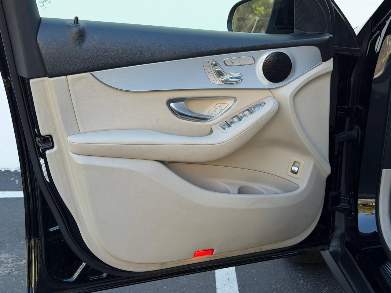 Mercedes-Benz GLC-Class GLC300 2021