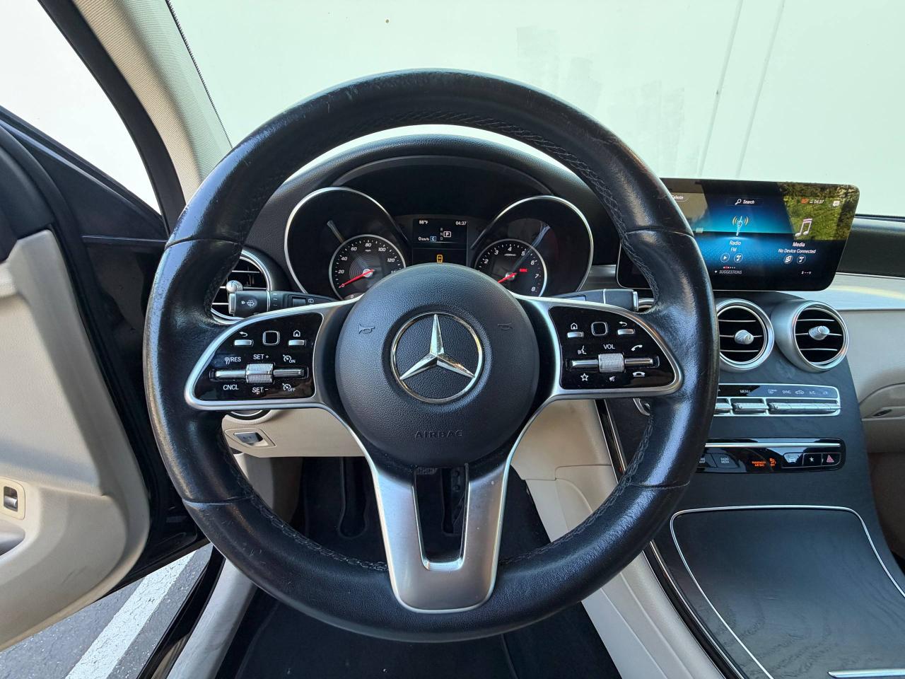Mercedes-Benz GLC-Class GLC300 2021