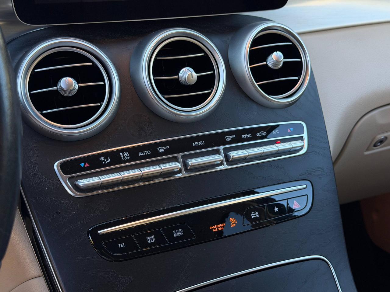 Mercedes-Benz GLC-Class GLC300 2021