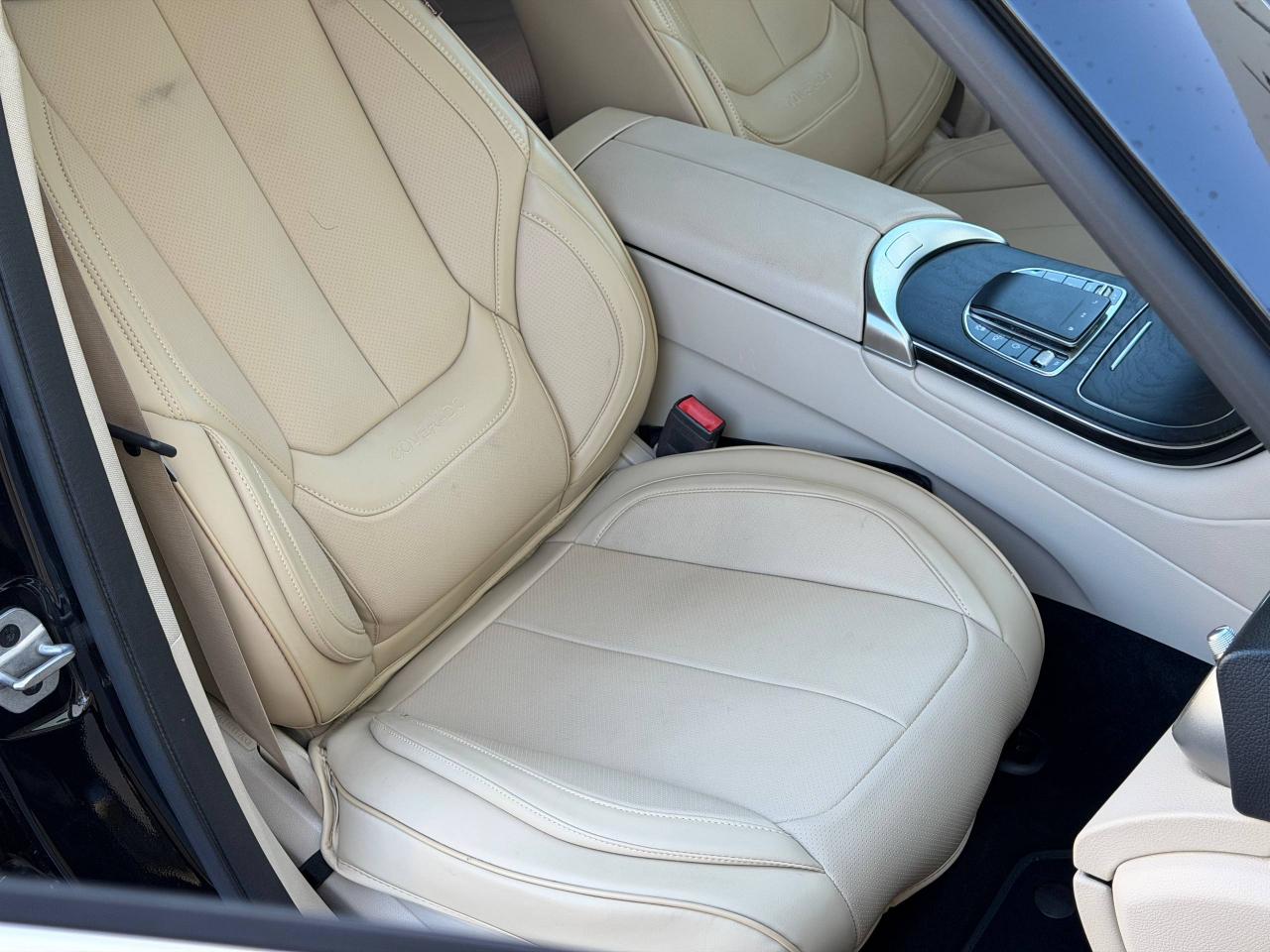 Mercedes-Benz GLC-Class GLC300 2021