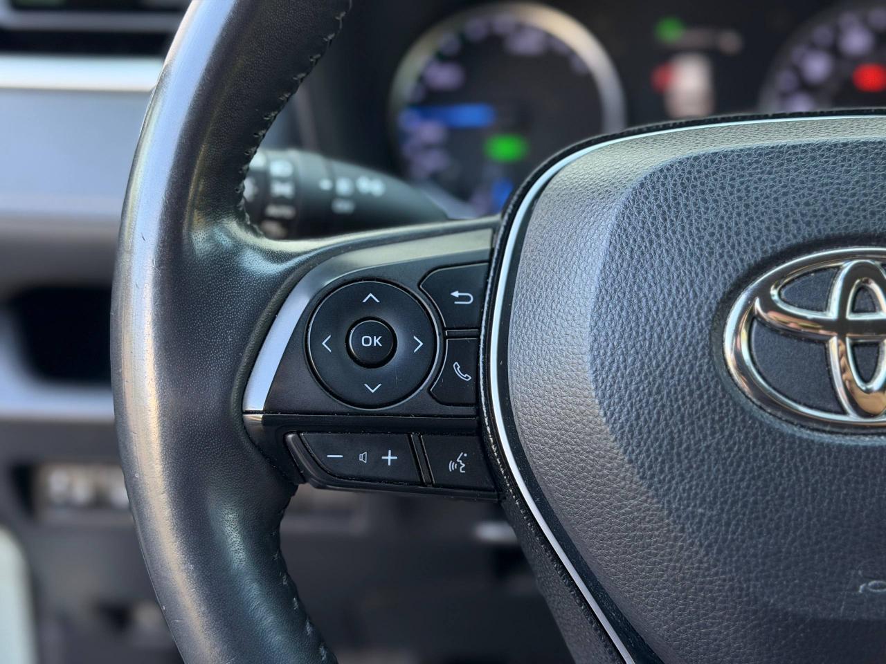 Toyota RAV4 Hybrid XLE 2020