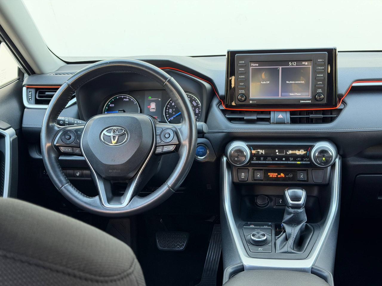 Toyota RAV4 Hybrid XLE 2020