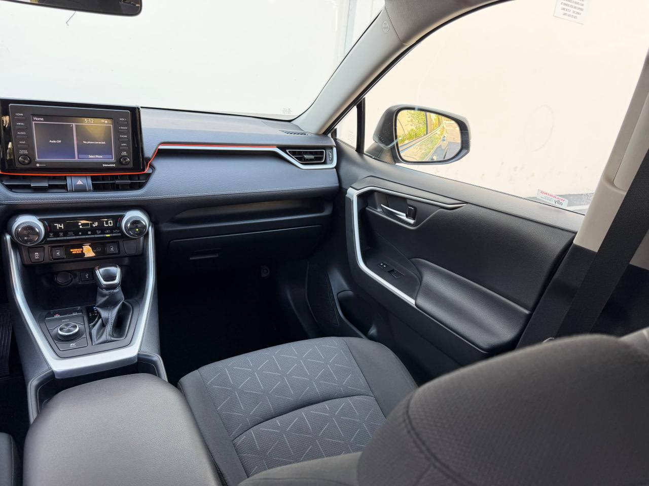 Toyota RAV4 Hybrid XLE 2020