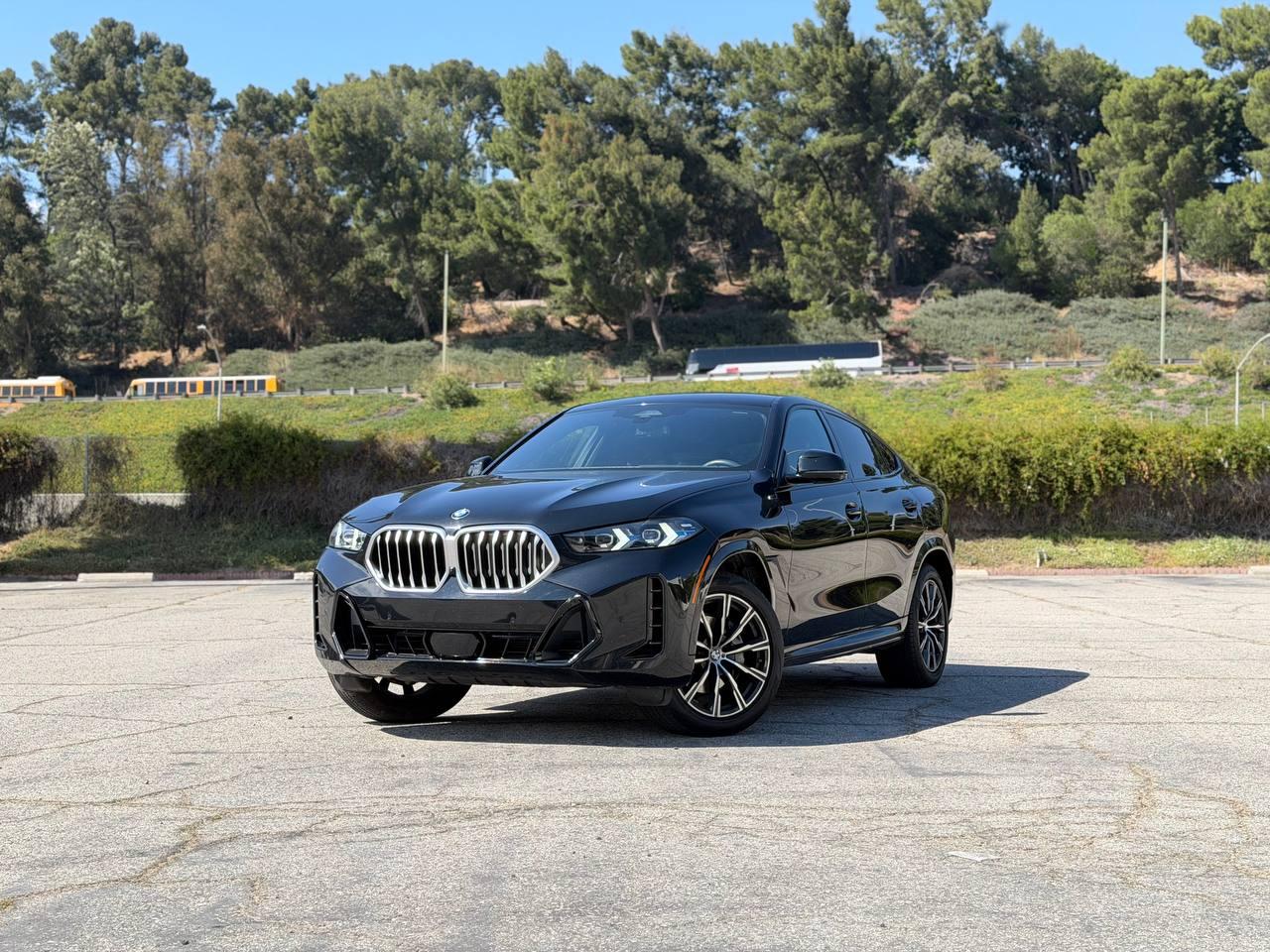2025 BMW X6 xDrive40i