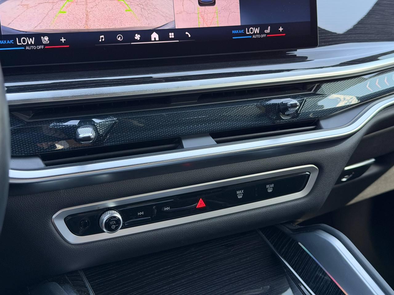 BMW X6 xDrive40i 2025