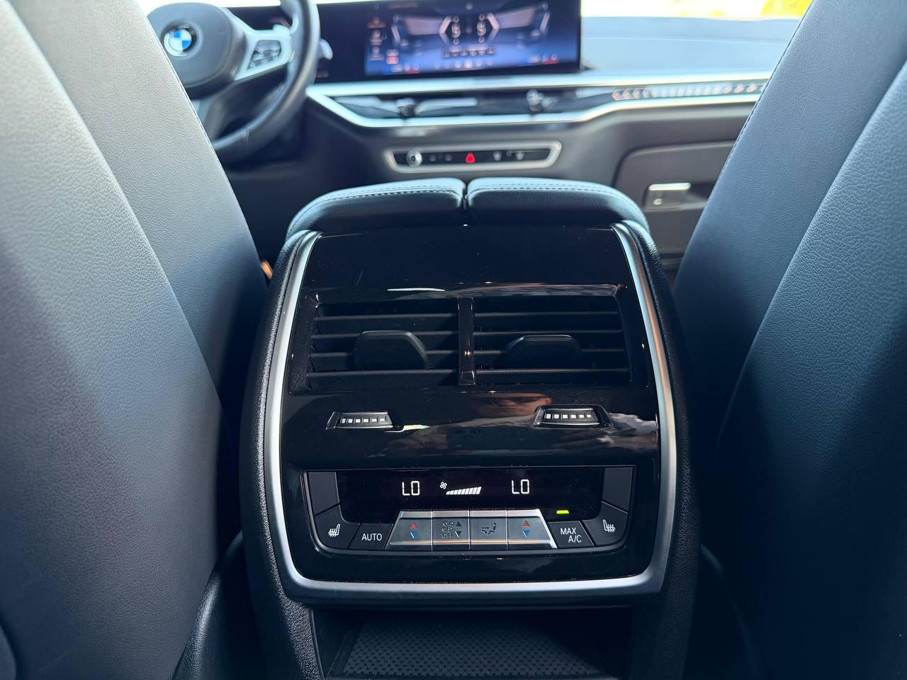 BMW X6 xDrive40i 2025